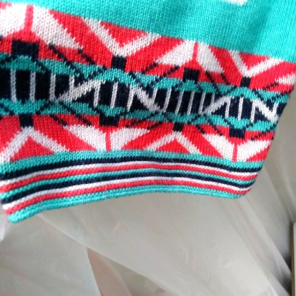 Rudy Rd. Long sleeve Blouse Shirt Aztec Vinrant Color XL Womens - Picture 3 of 4